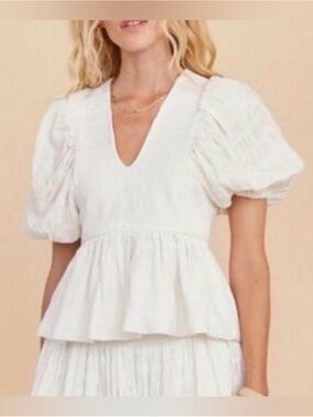 HUNTER BELL Ivory Textured V-Neck Peplum Puff-Sleeve Top